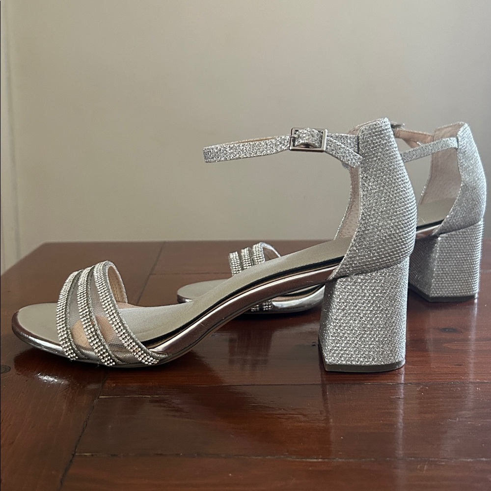 Silver Nina dress sandal 8